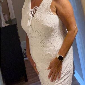 Brand New with tags eyelet white sz 14 White House Black Market back zip dress